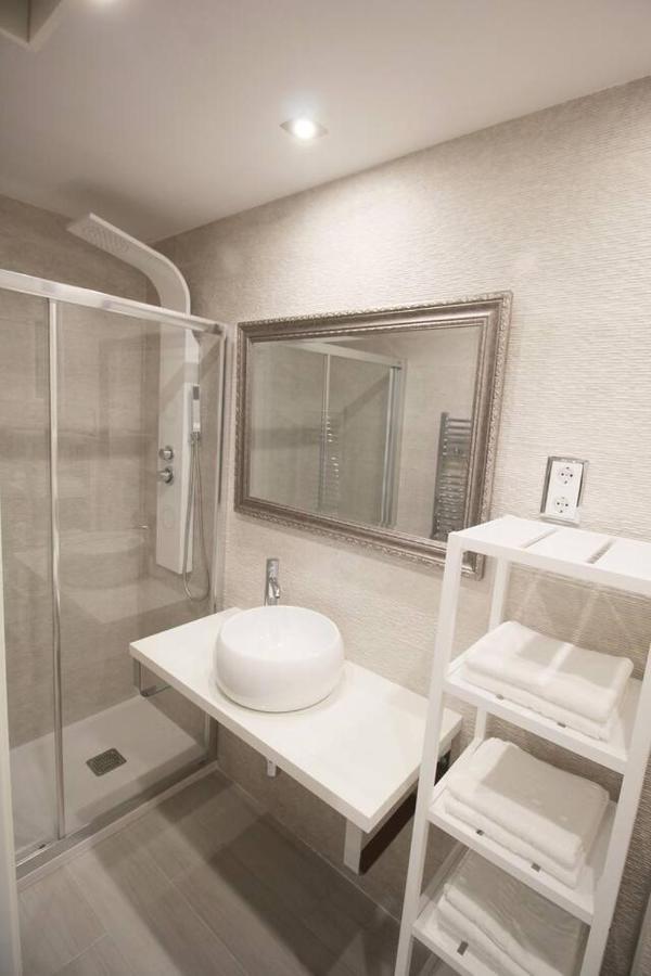 Family Deluxe Apartment Beach กาสเตย์เดเฟลส์ ภายนอก รูปภาพ